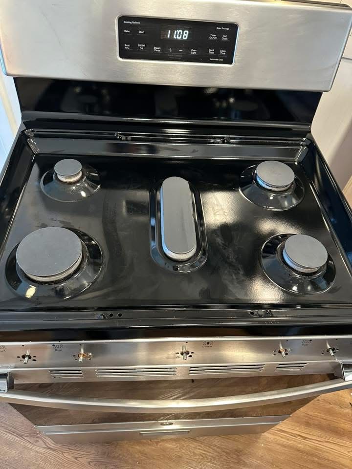 The same gas range clean and polished